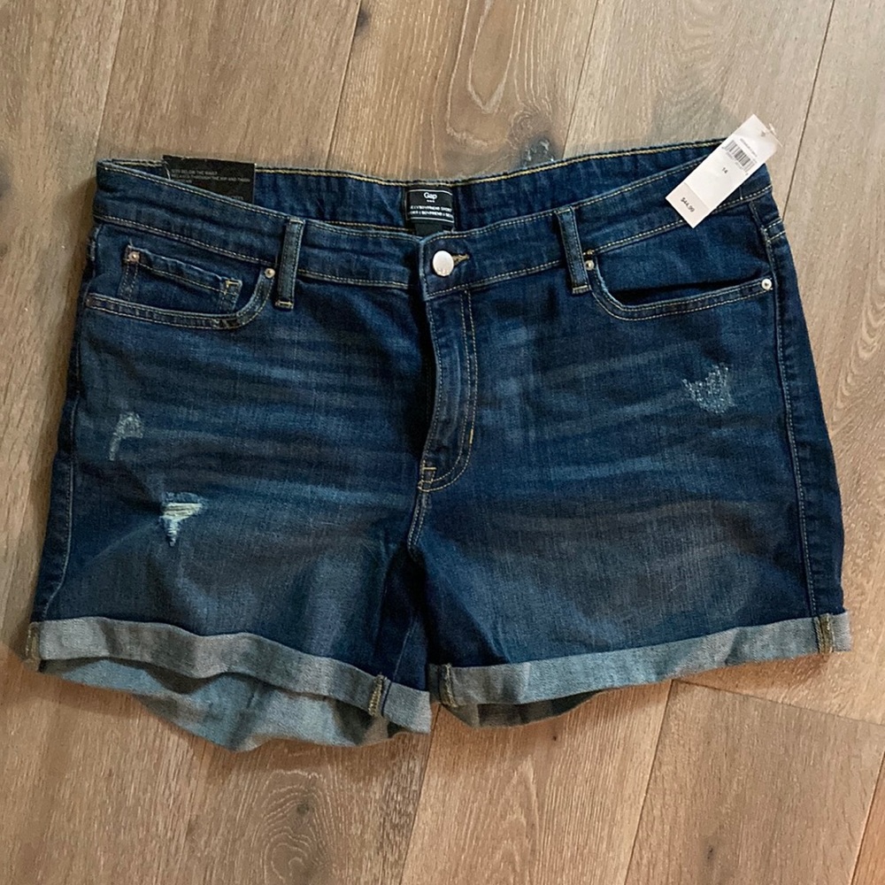 GAP Sexy Boyfriend Jean Shorts